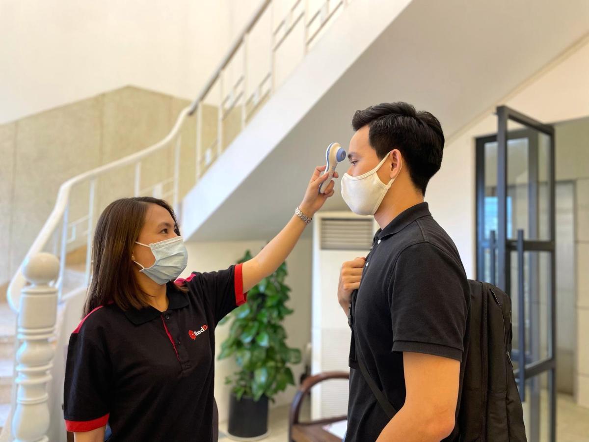 Reddoorz Bamboo Saigon Hotel Su Van Hanh Хошимин Екстериор снимка